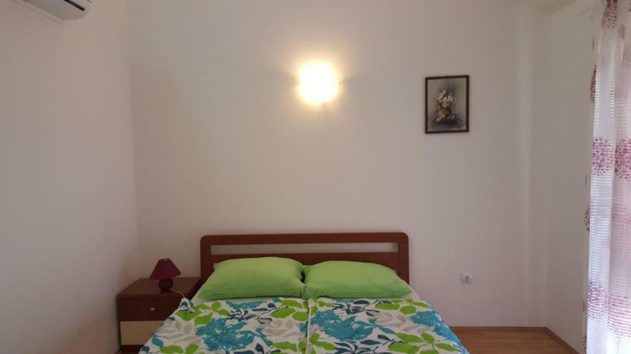 Apartmani Vesna Pinezići Eksteriør billede